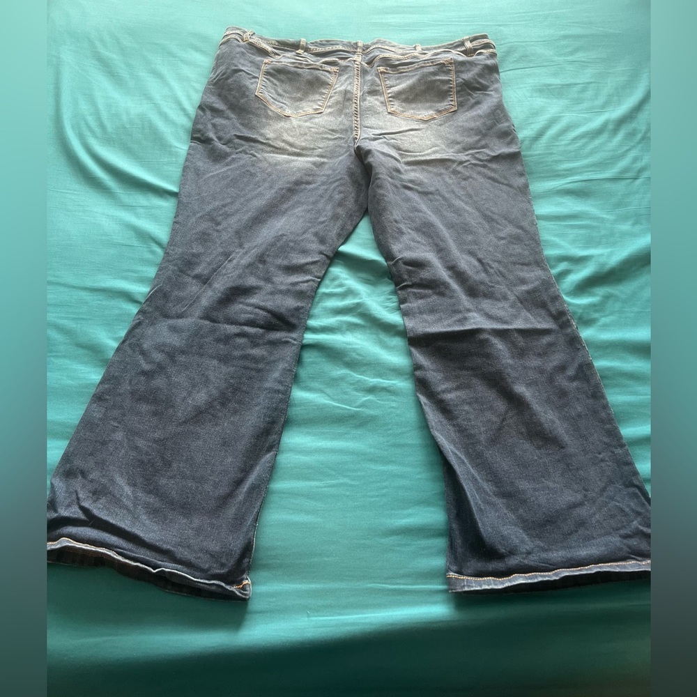 Torrid Size 28 Luxe Slim Boot Jean Mid Wash - Picture 11 of 12